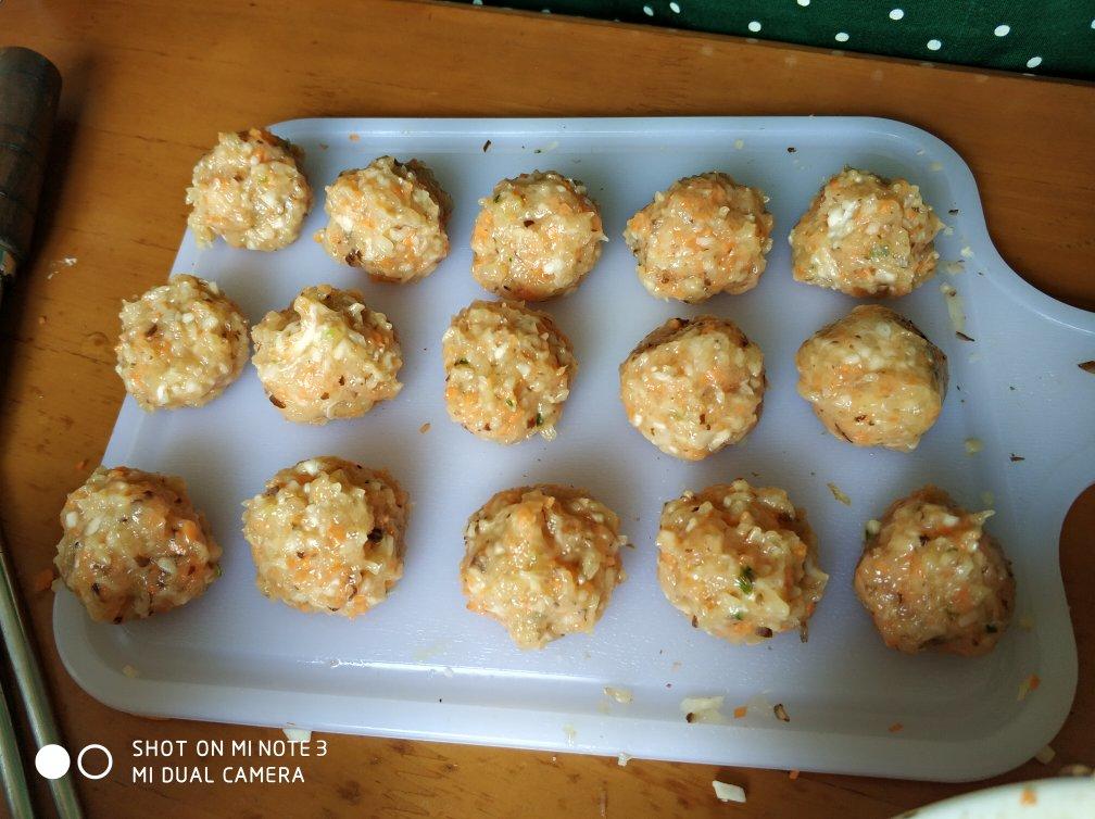 减肥好吃的鸡胸肉丸子