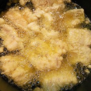 四川风味椒盐小酥肉的做法 步骤5
