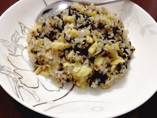 低卡瘦身紫菜蛋炒饭