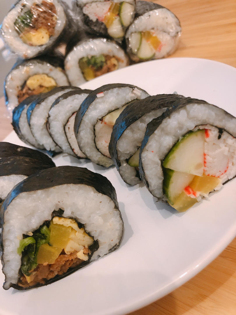 高颜值的紫菜包饭