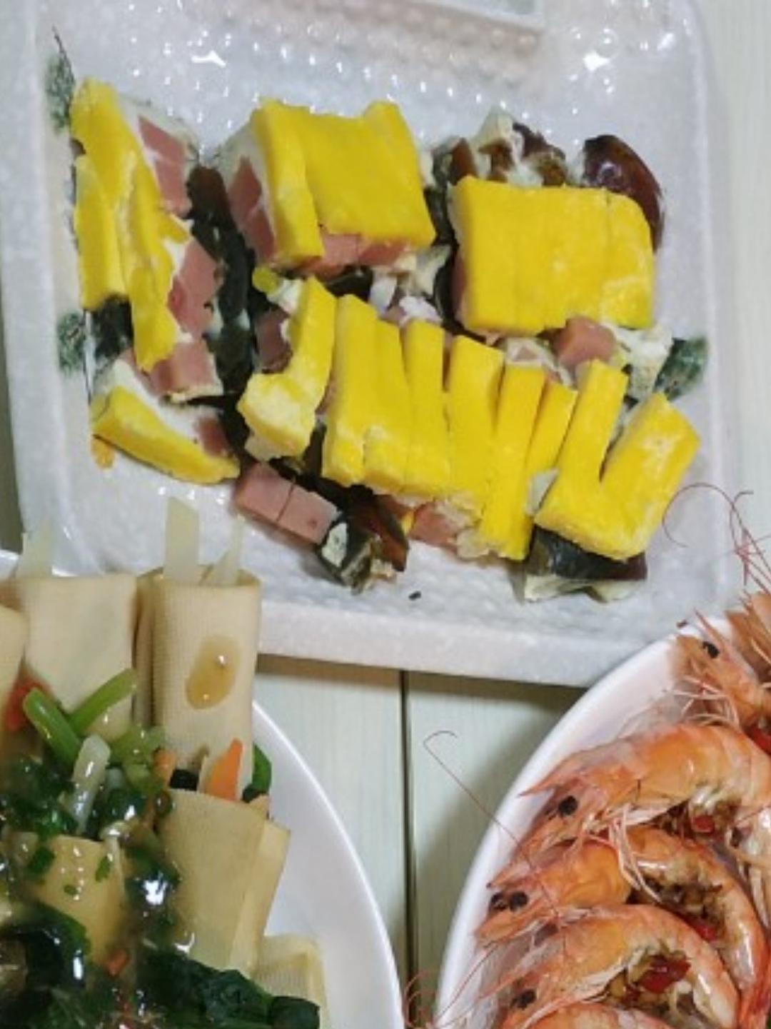 香艳三色蒸蛋