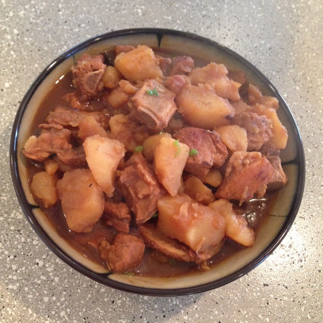 土豆烧排骨