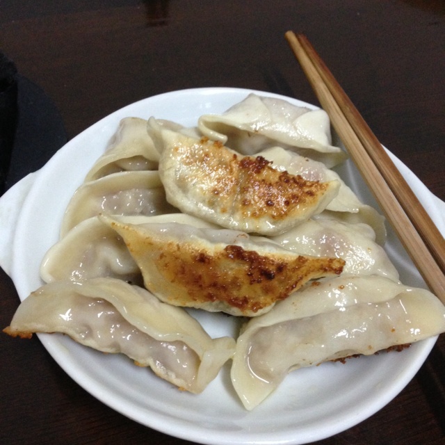 速冻饺子版锅贴
