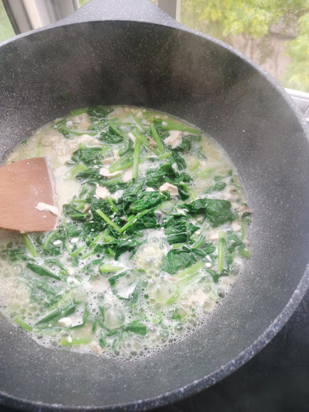 中饭  上汤苋菜或鸡毛菜   上汤豌豆尖  凉拌苋菜   豌豆尖鸡蛋汤    豌豆尖鸡蛋汤  豆汤豌豆尖