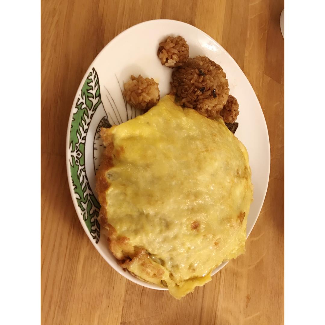 午睡的轻松熊蛋包饭