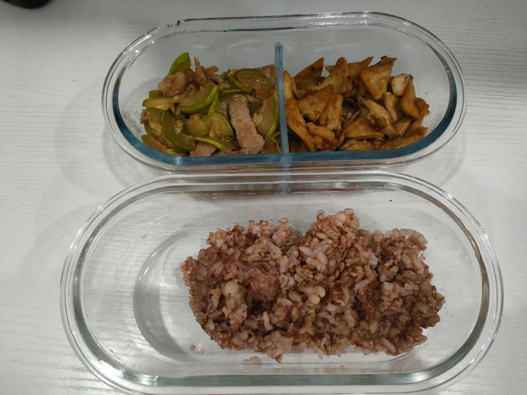 焖汁豆腐干