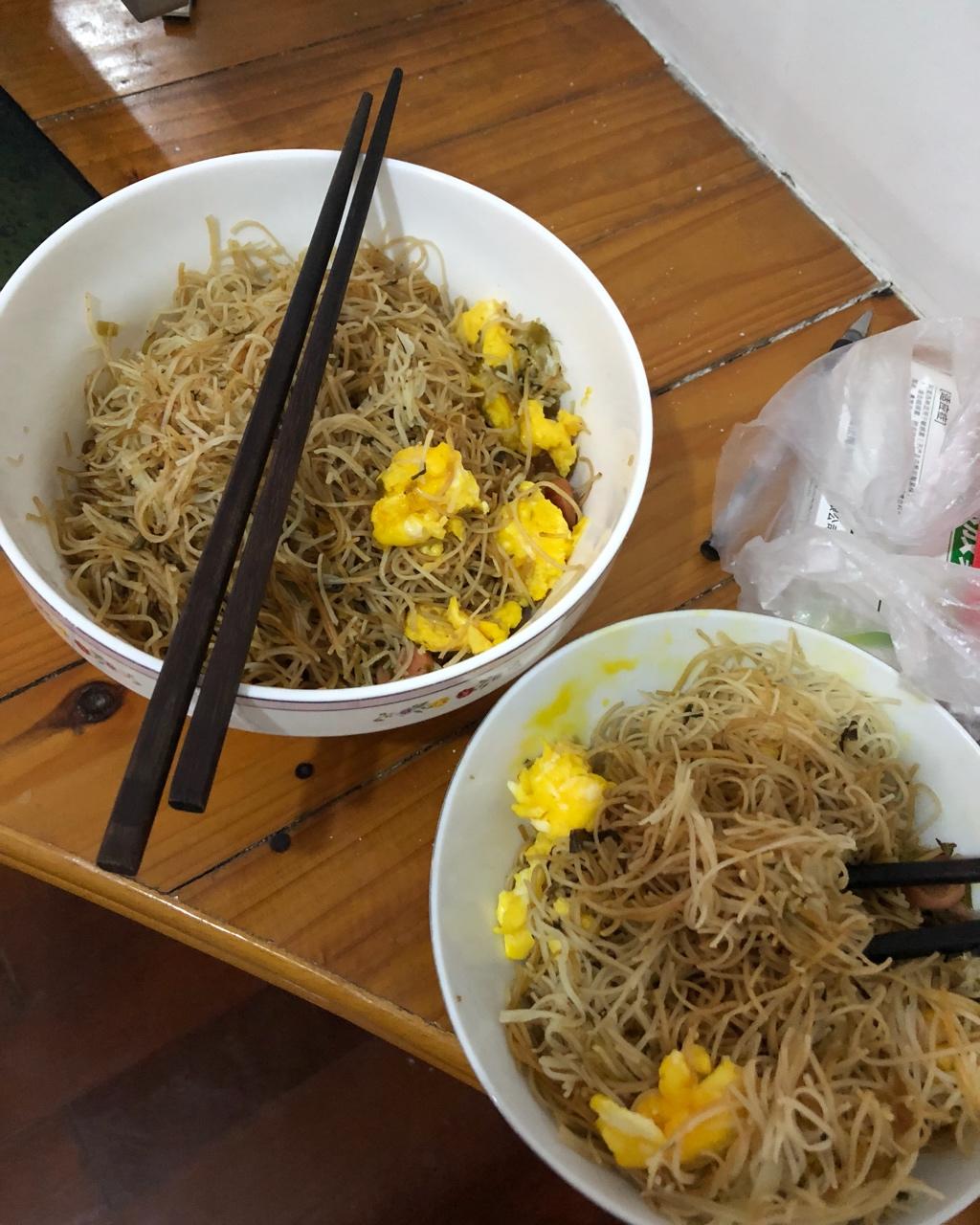 什锦炒米线