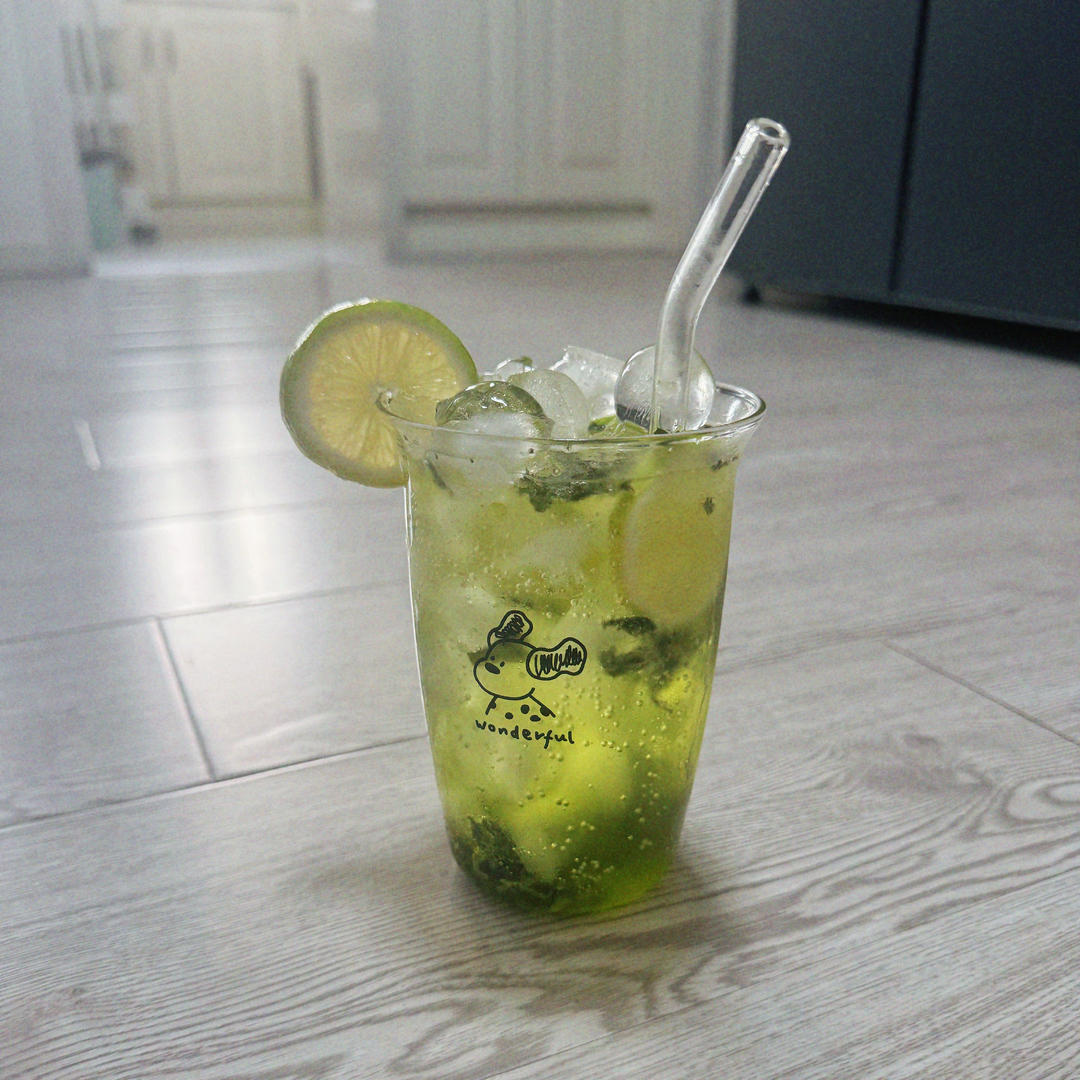 清爽首选鸡尾酒：  莫吉托(Mojito)