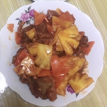 菠萝咕咾肉，咬一口不老的灵魂