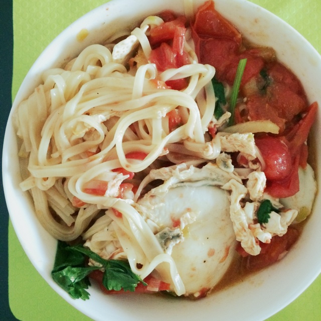 最家常的普通汤面——西红柿鸡蛋龙须面