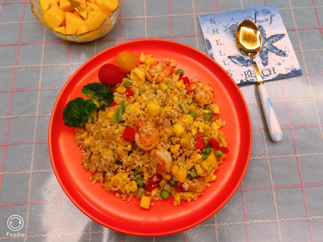 芒果虾仁炒饭