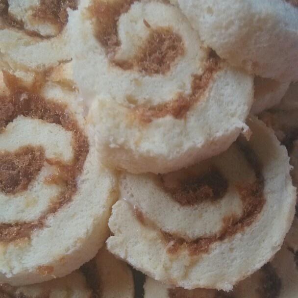 老人小爱超爱肉松卷！的做法