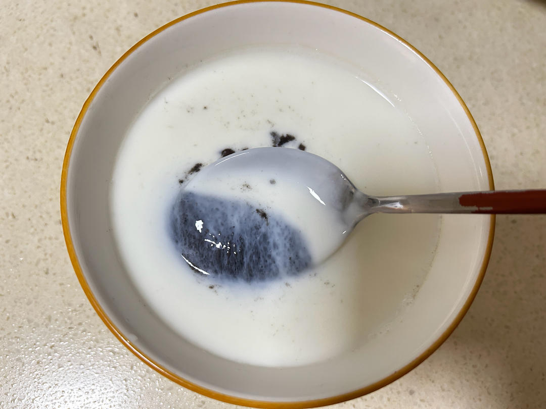 中式甜品🍰“黑芝麻糊炖奶”