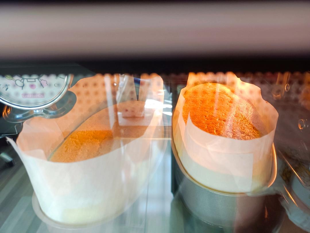 不开裂不回缩不掉皮的酸奶水浴法蛋糕