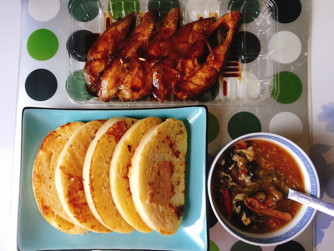 每天，叫醒我的是早餐