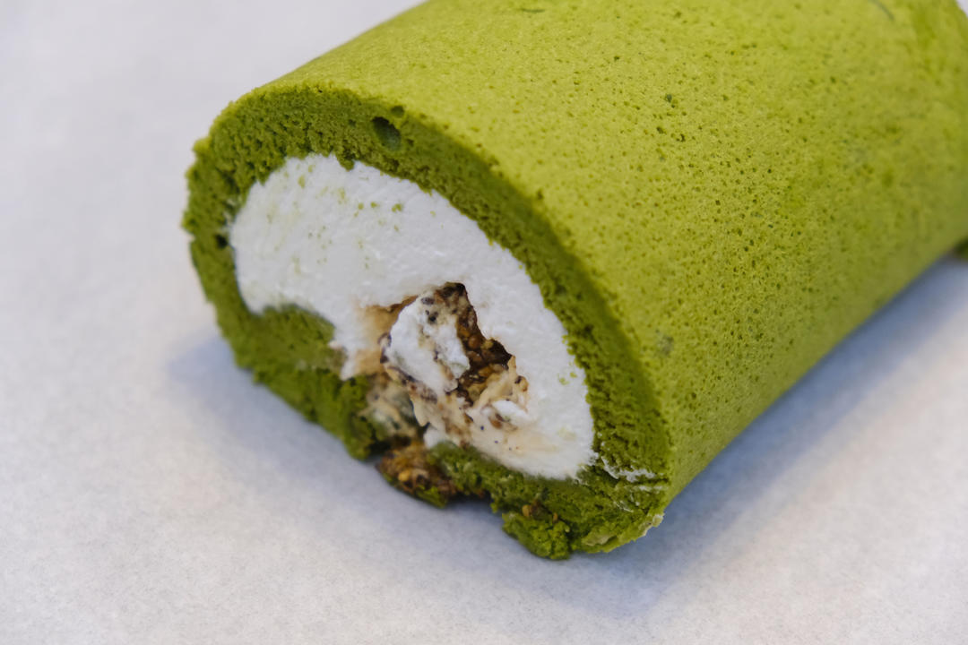 抹茶焦糖芝麻蛋糕卷