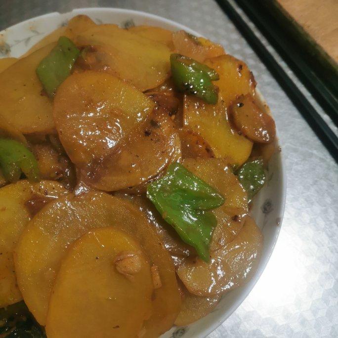 家常炒土豆片