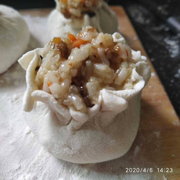 第一次做烧麦还算成功吧