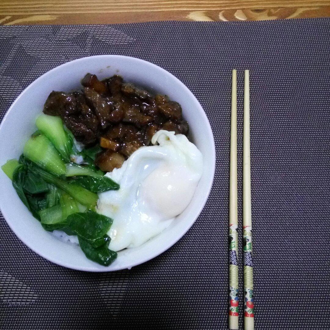 台式卤肉饭