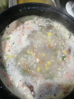 鲜香菇瘦肉燕麦小米粥的做法 步骤9