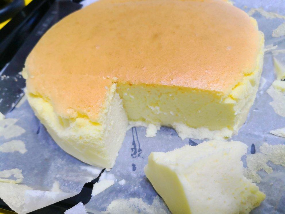 Cheese Cake(轻乳酪蛋糕)8 寸