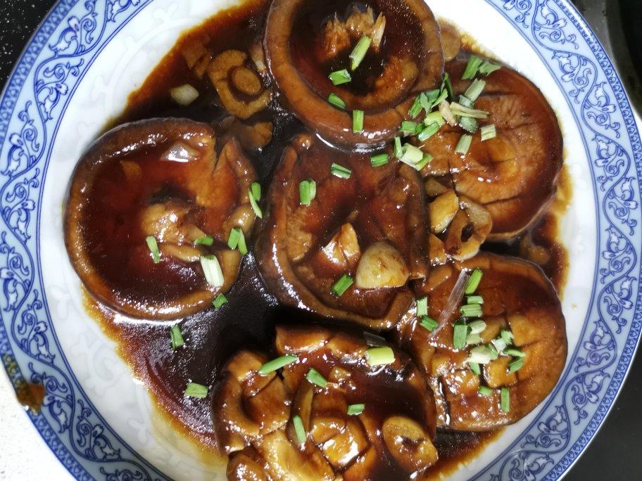 鲜嫩多汁，比鲍鱼还好吃红烧香菇