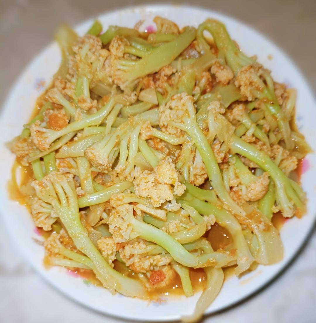 西红柿炒菜花（夏季开胃菜）