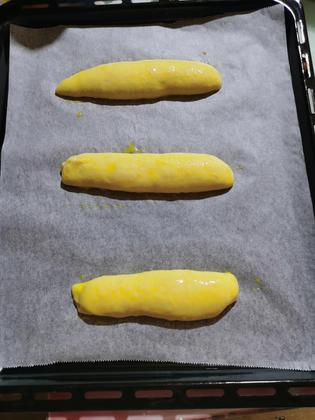 颜值奶油草莓甜心小面包
