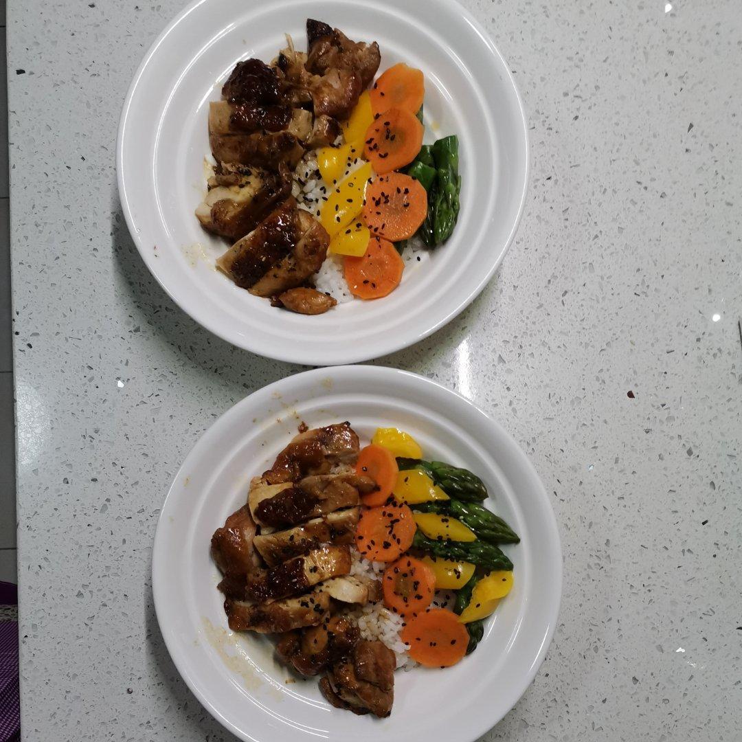 照烧鸡腿饭