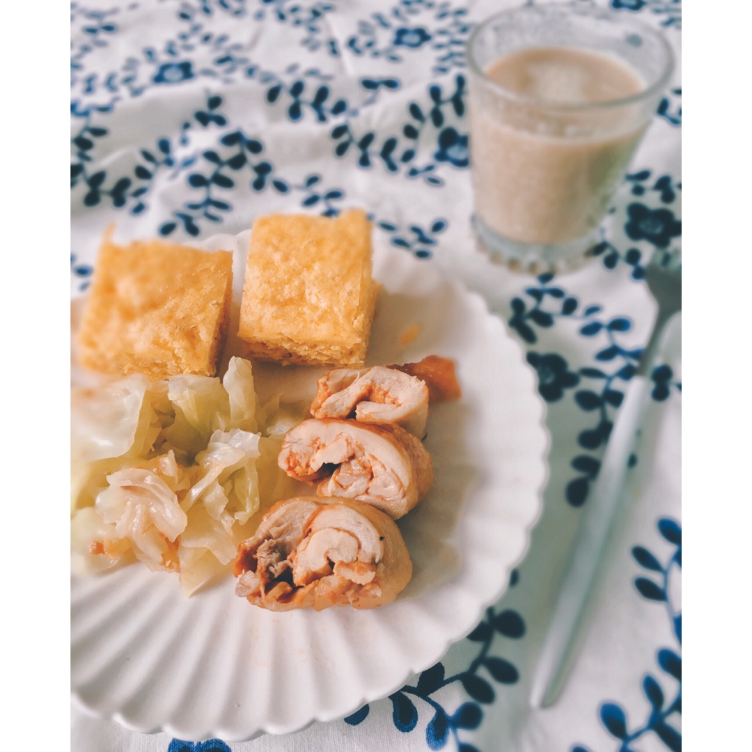 蒜香奥尔良烤鸡腿卷