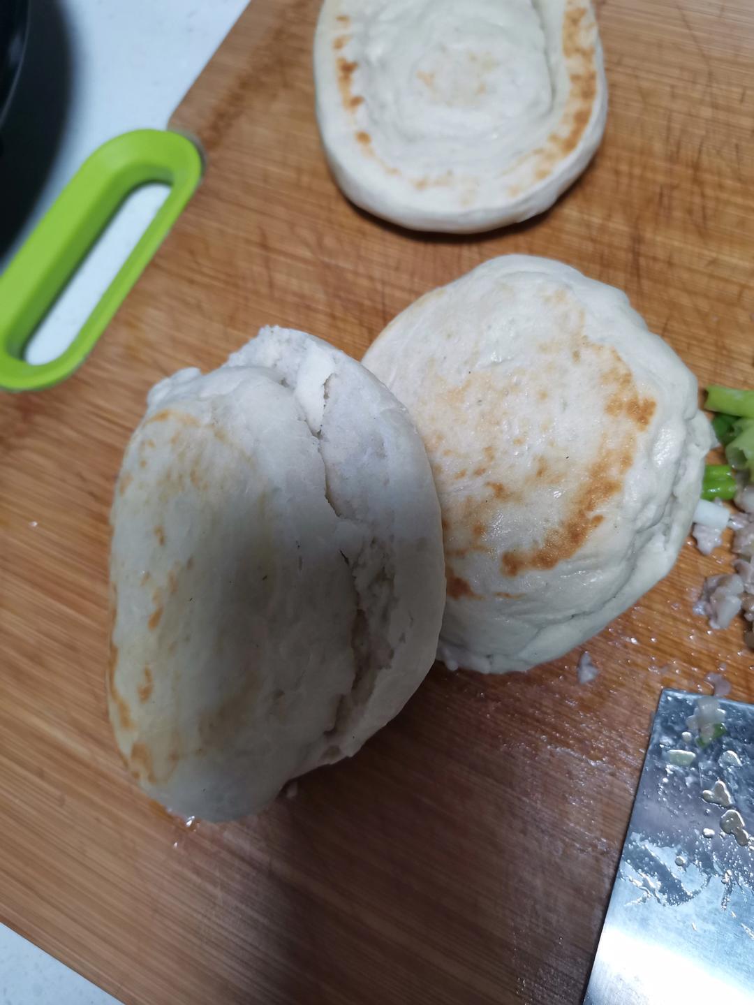 腊汁肉夹馍（烤出白吉馍特殊花纹的方法）