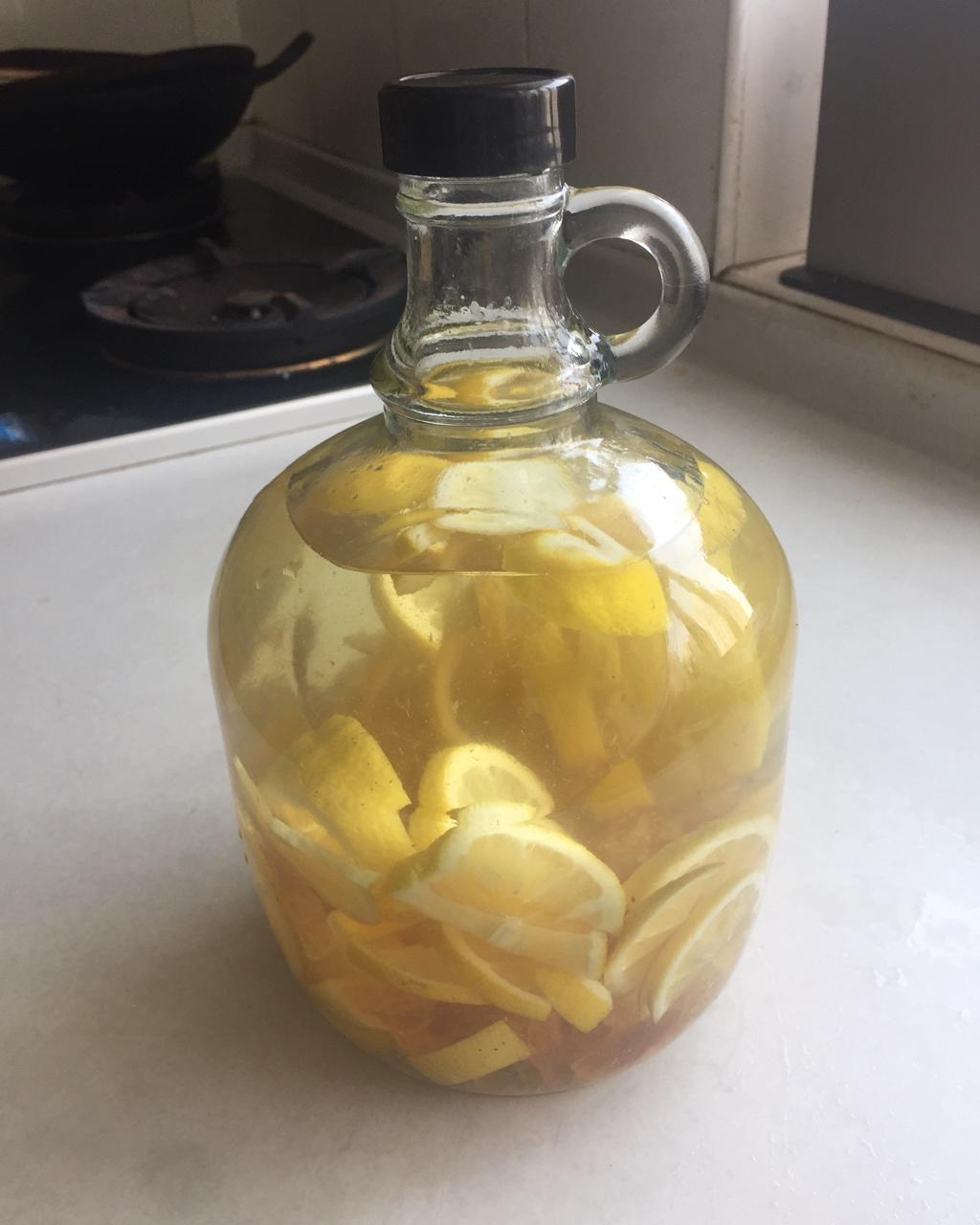 柠檬酒