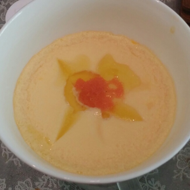 鱼子酱蒸蛋