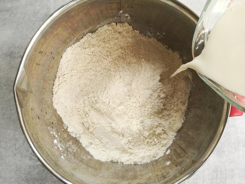 纯奶手撕吐司的做法 步骤1