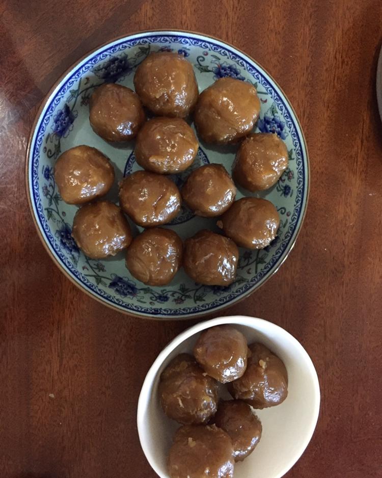 宁波特色小吃---灰汁团