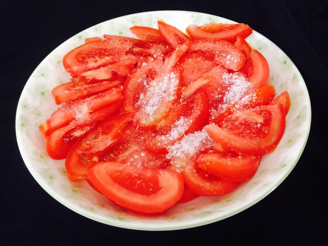 铧发妈做的西红柿拌白糖