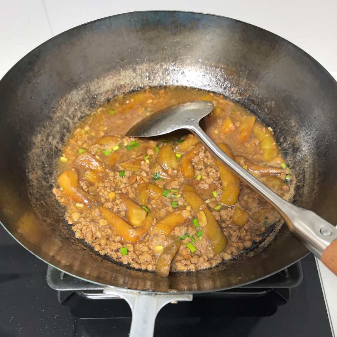 酱香肉末烧茄子