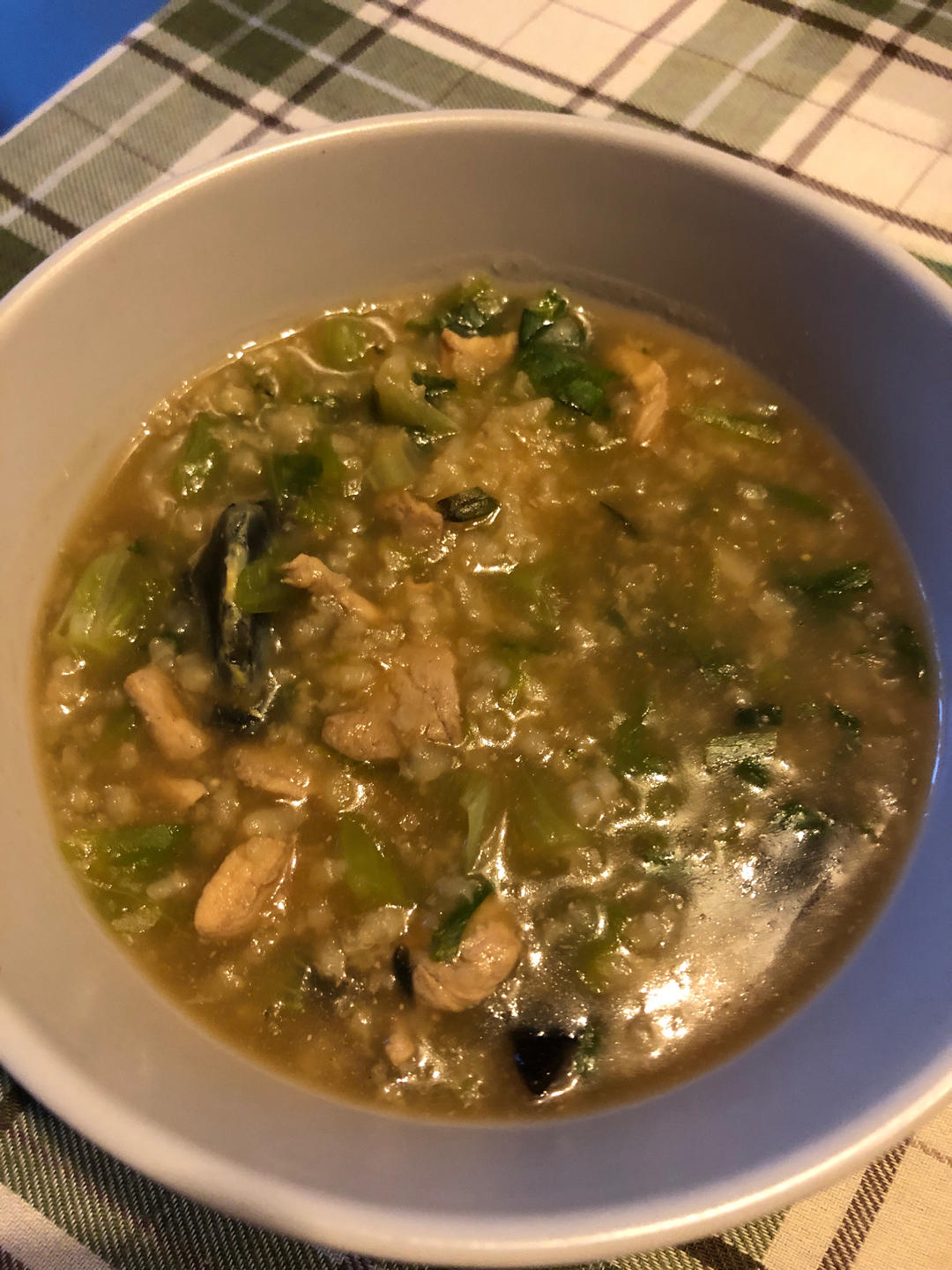 超级无敌简单电饭煲版皮蛋瘦肉粥