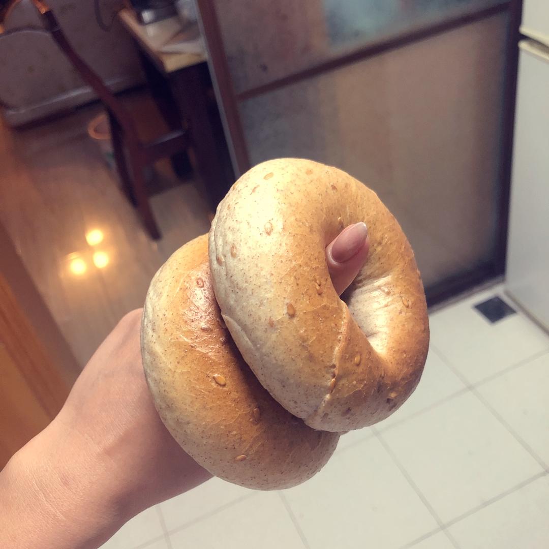 （无油）全麦黑麦贝果bagel~咬劲十足，越嚼越香