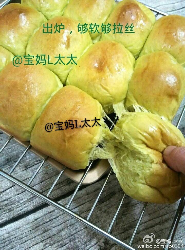 手揉菠菜小餐包的做法