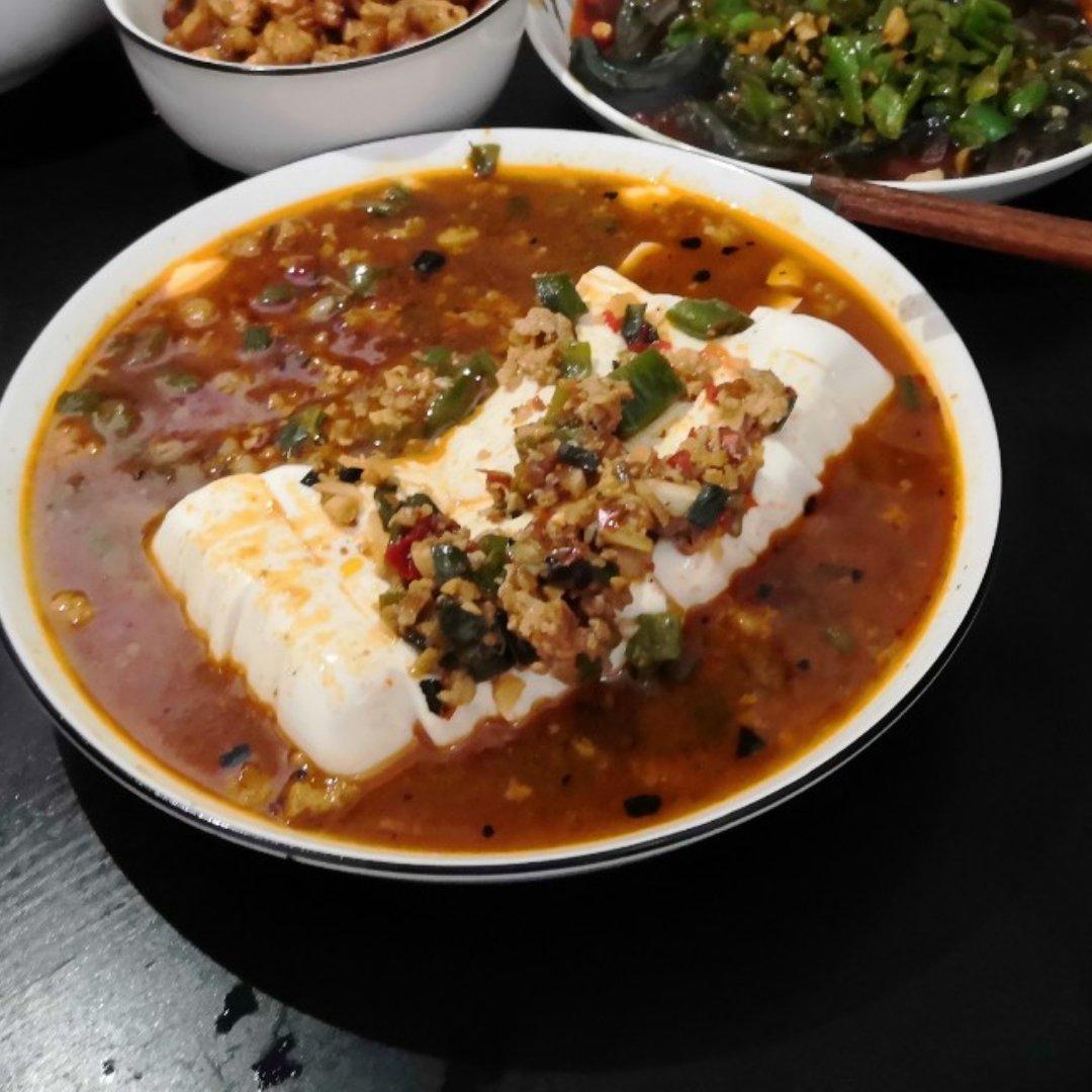 香辣肉末蒸豆腐