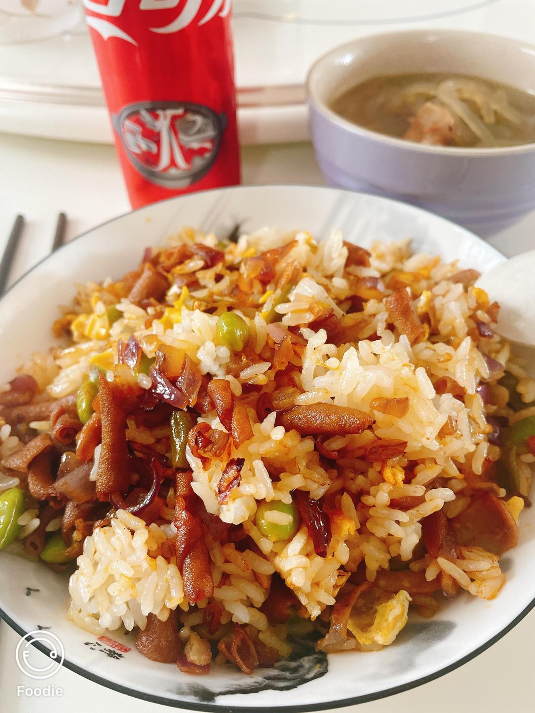 绝世无敌超超超好吃辣货鸭肠炒饭！