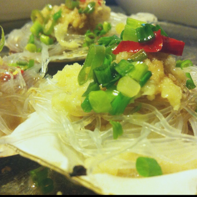 蒜蓉粉丝蒸扇贝