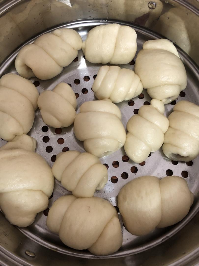 广式腊肠包