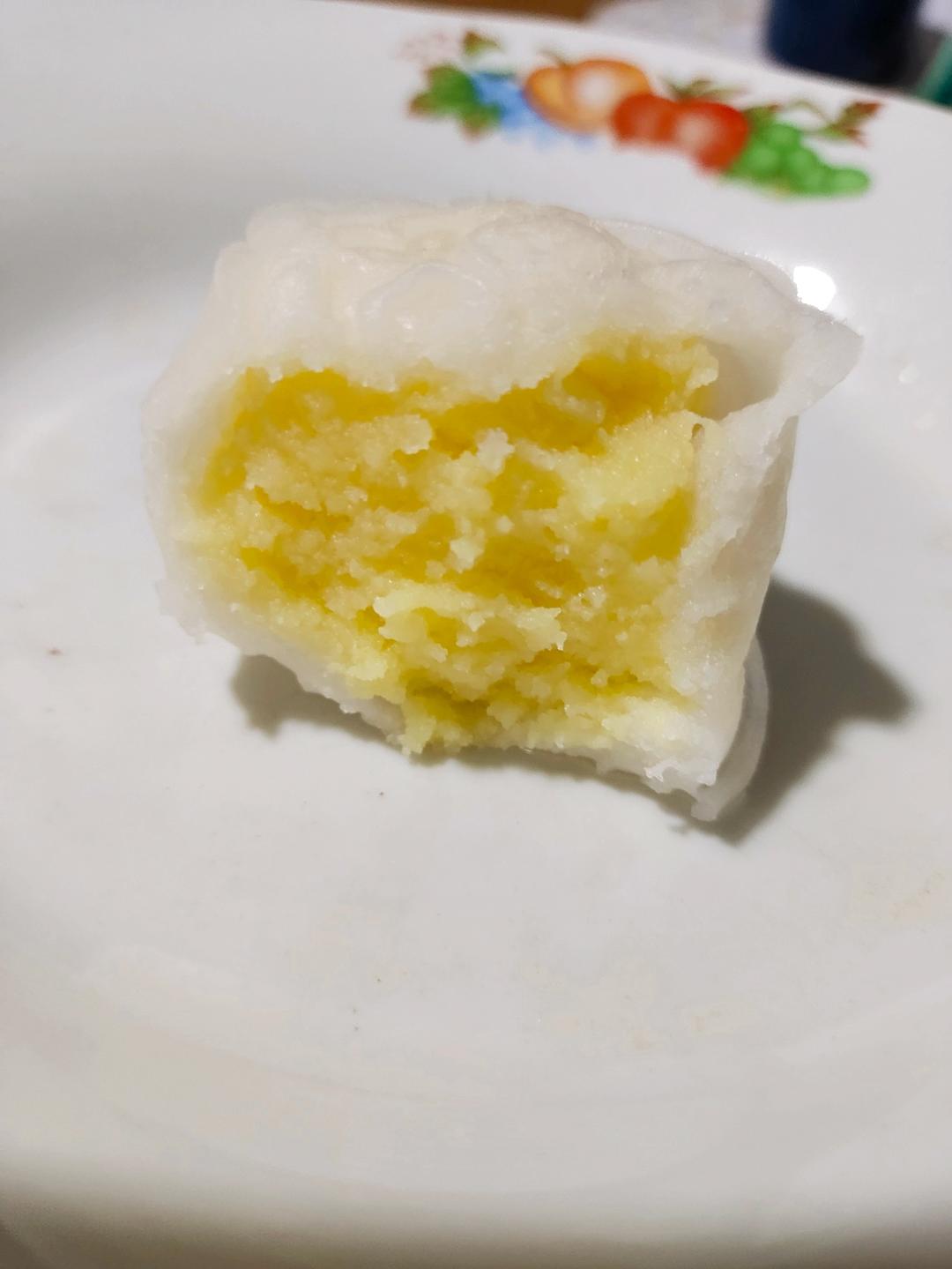 隔天依旧好吃的奶黄冰皮月饼（附奶黄馅做法）