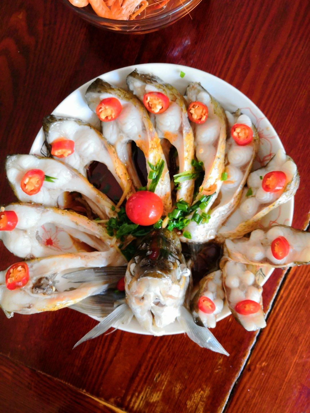 孔雀开屏清蒸鱼