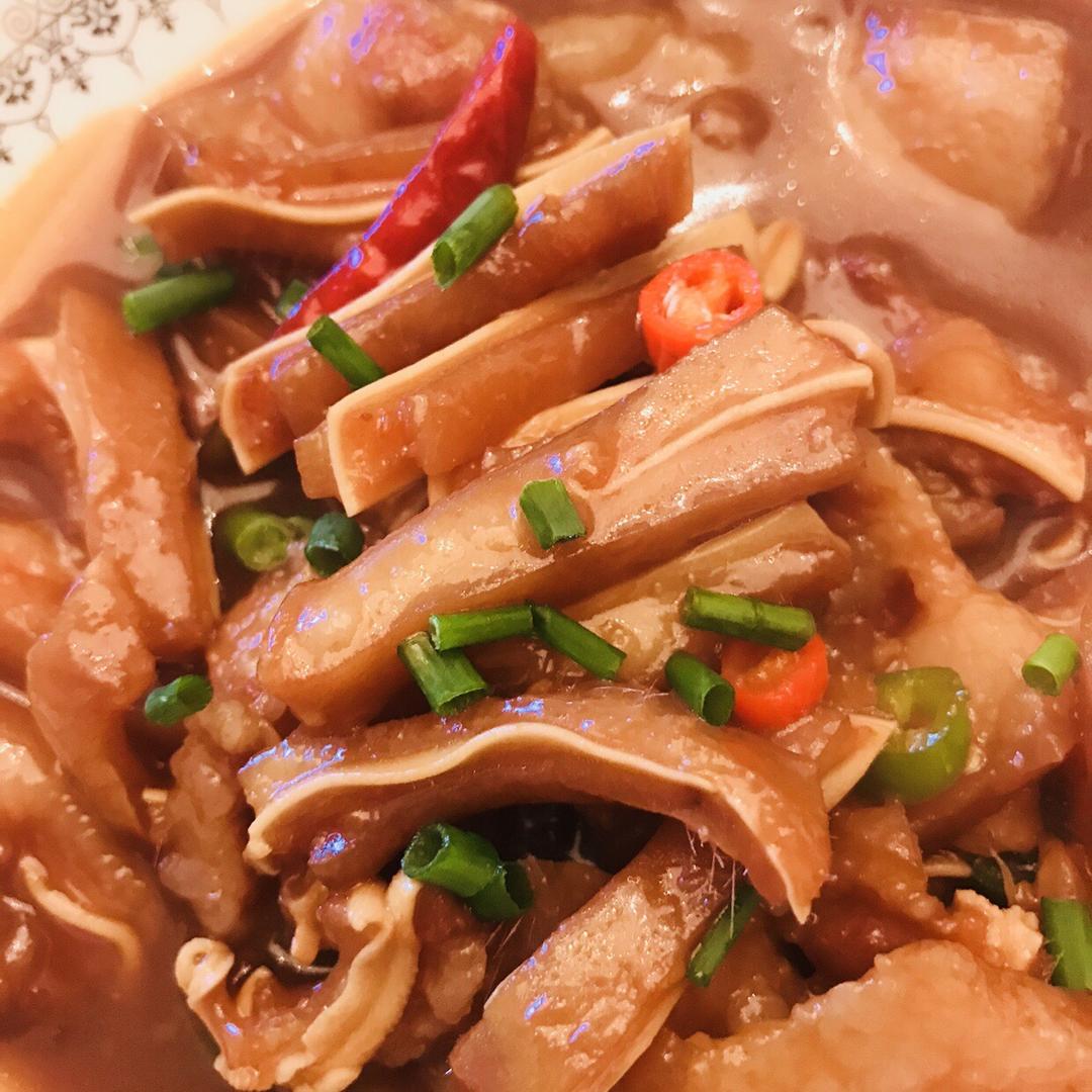 一片能吃一碗饭的《五香猪耳朵》