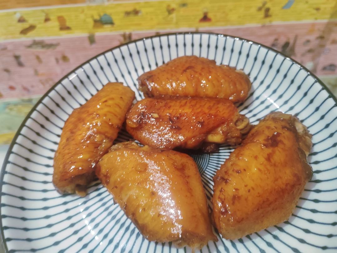 无比鲜嫩多汁的蒜香蜜汁鸡翅