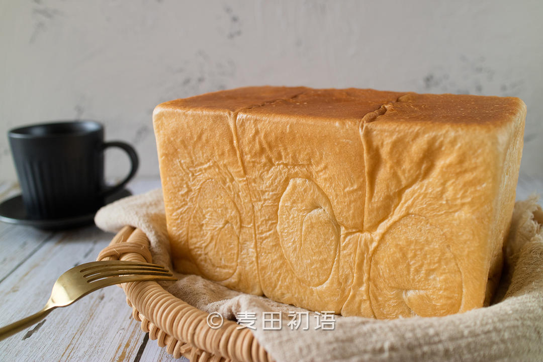软到拿不起来的生吐司