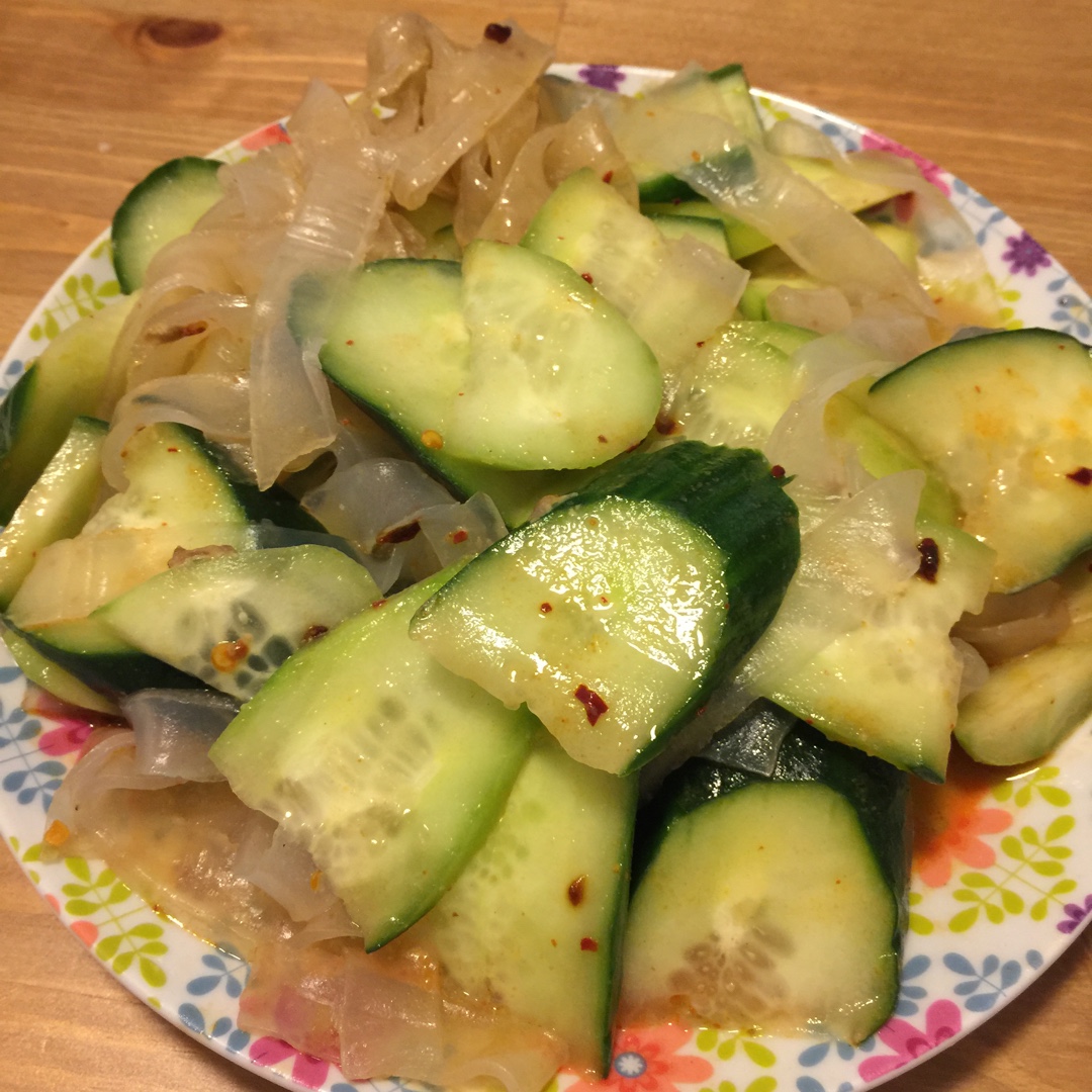 黄瓜拌宽粉